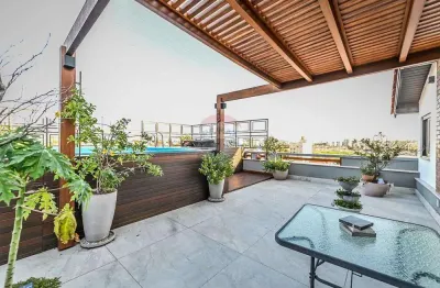 Cobertura estilo casa,  totalmente reformada, 4 d sendo 2 suites - bairro cristal