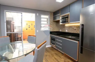 Casa em condomínio fechado com 2 quartos à venda na Avenida José Aloísio Filho, 801, Humaitá, Porto Alegre