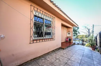 Casa dos sonhos em santa tereza: 3 quartos e garagem