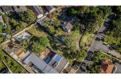 Terreno à venda na Rua João Paetzel, 317, Chácara das Pedras, Porto Alegre