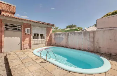 Casa no bairro camaquã próxima a muitas conveniências
