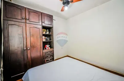 * conforto e natureza juntos: casa acolhedora com árvores frutíferas