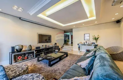 Casa com 714 m² em  rua tranquila e segura no bairro menino deus!