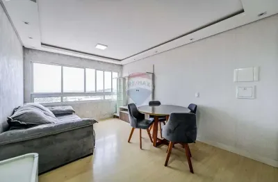 Apartamento mobiliado 02 dormitórios vaga de garagem coberta andar alto