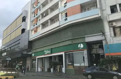 Apartamento com 4 quartos para alugar no Centro, Santa Maria 