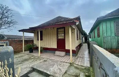 Casa com 2 quartos à venda no Itararé, Santa Maria 