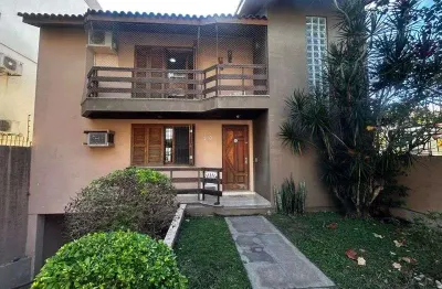 Casa com 5 quartos à venda na Nossa Senhora de Lourdes, Santa Maria 