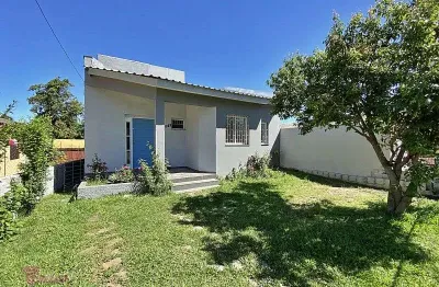 Casa com 3 quartos para alugar no Itararé, Santa Maria 