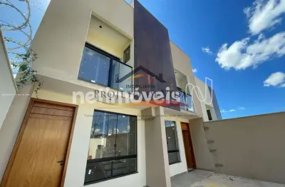 Casa com 2 quartos à venda na Central, 32, Novo Centro, Santa Luzia
