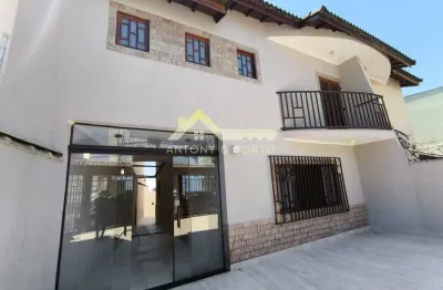 Sobrado reformado à venda - acabamento de alto padrão! excelente localização no jardim são ricardo,