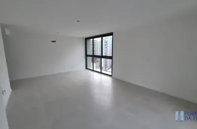 Studio à venda na avenida othon gama d'eça, 624, centro, florianópolis
