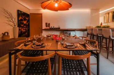 Apartamento alto padrão com 2 suítes p/ venda no canto do forte praia grande-sp