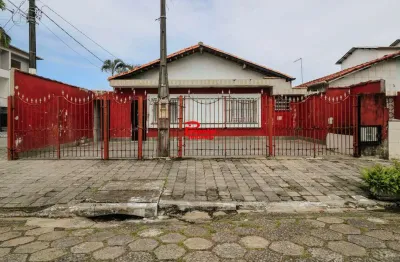 Casa isolada c/ 2 dormitórios c/ 1 suíte p/ venda na maracanã em praia grande/sp