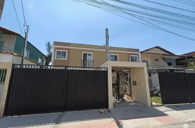 Casa duplex com 2 quartos e quintal privativo em alterosas serra