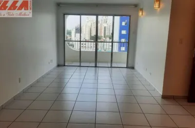 Excelente localização, apto 03 dormitórios sendo 01 suíte.