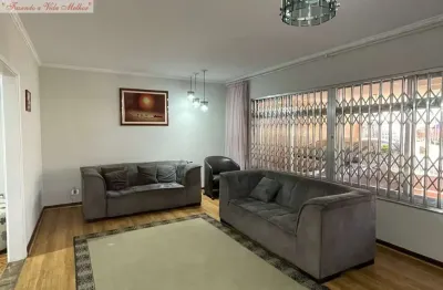 Sobrado com suíte, edícula e quintal em localização privilegiada no carrão!