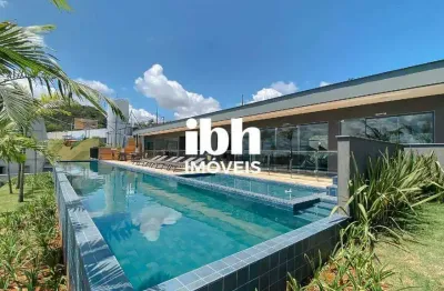 Apartamento com área privativa à venda em condomínio fechado com 116,25m², 3 quartos, 1 suíte, 2 vagas de garagem!!!