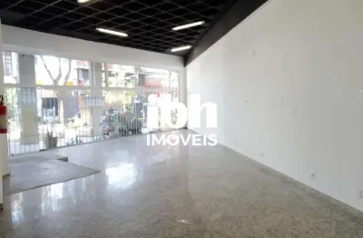 Loja à venda com 120m², copa, 1 banheiro, 2 vagas de garagem na savassi.