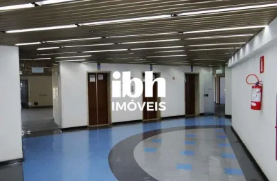 Andar corrido para locação com 294,00m² + 4 vagas de garagem no coração da cidade.