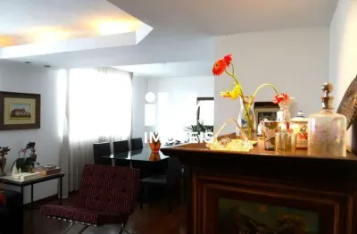 Apartamento à venda com 138,00m² 4 quartos, 3 banheiros, 1 suíte, 2 vagas no cruzeiro.