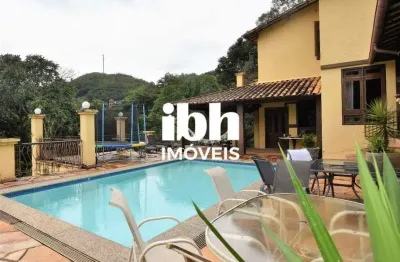 Casa em condomínio fechado com 4 quartos à venda na Rua Bemtevi, Vila Alpina, Nova Lima