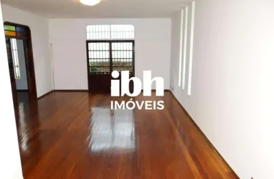 Casa para aluguel, 7 quartos, 3 suítes, 6 vagas, Belvedere - Belo Horizonte/MG
