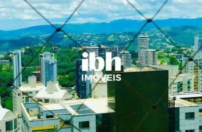 Apartamento com 4 quartos para alugar na Alameda Oscar Niemeyer, Vila da Serra, Nova Lima