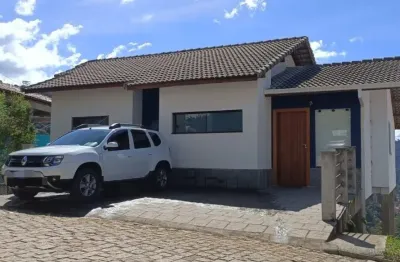 Casa linear com 4 quartos em albuquerque, condomínio vale do sol, teresópolis rj