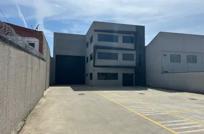 Barracão / Galpão / Depósito com 3 salas para alugar na Rua Carlos de Laet, 2895, Boqueirão, Curitiba