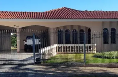 Casa com 4 quartos à venda na Rua Felipe Camarão, 755, Zona 02, Maringá