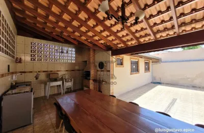 Casa com 4 quartos à venda no jardim sartorelli, iperó  por r$ 555.000