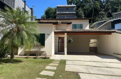 Casa em condomínio fechado com 3 quartos para alugar na Estrada do Itapeti, 100, Aruã Lagos, Mogi das Cruzes