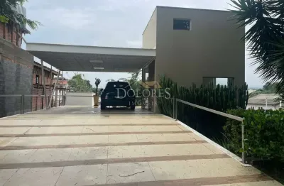 Casa no condomínio aruã lagos conceito aberto com 03 dormitórios, analisa permuta em igaratá.