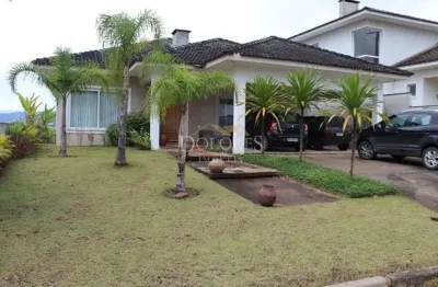 Bela casa térrea com 4 suítes no condomínio monterrey