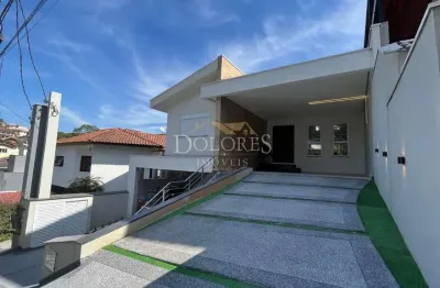 Linda casa terrea com fundo reserva com 3 dormitórios