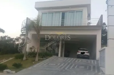 Casa assobradada fundo reserva à venda condomínio aruã brisas em mogi das cruzes