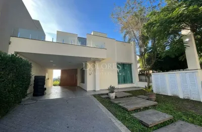 Sobrado alto padrão-3 dorm. ( 1 suíte master c/ hidromassagem) no comdomínio arua em mogi das cruzes