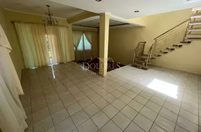 Casa em condomínio fechado com 3 quartos para alugar na Estrada do Itapeti, 100, Aruã, Mogi das Cruzes