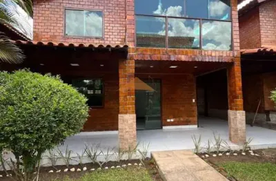 Casa em gravatá com 3quartos,2 suítes, 2 banheiros sociais, varanda superior e cozinha gourmet.