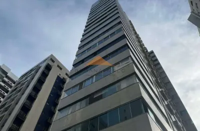 Edf. rio amazonas, apto 506m2, 4 quartos sendo duas suítes, banheiro social + de serviço, cozinha grande, sala para três ambientes.