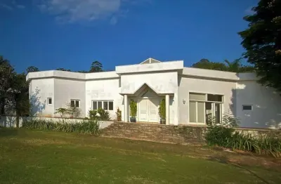 Casa alto padrão para venda em carapicuíba, chácara dos junqueiras, 5 dormitórios, 5 suítes, 6 banheiros, 8 vagas