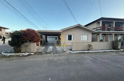 Casa em condomínio fechado com 3 quartos à venda na rua osvaldo climaco, ingleses do rio vermelho, florianópolis, 292 m2 por r$ 979.000