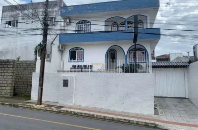 Casa em condomínio fechado com 6 quartos à venda na rua joão ambrósio da silva, ipiranga, são josé, 263 m2 por r$ 1.100.000