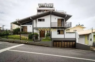 Casa em condomínio fechado com 4 quartos para alugar na rua antônia alves, coqueiros, florianópolis, 376 m2 por r$ 25.000