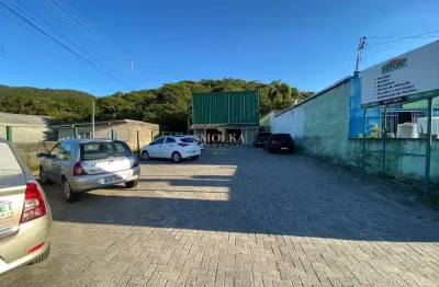 Barracão / galpão / depósito com 1 sala para alugar na rodovia doutor antônio luiz moura gonzaga, rio tavares, florianópolis, 700 m2 por r$ 19.000