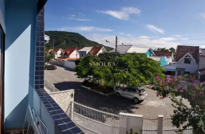 Casa em condomínio fechado com 4 quartos à venda na rua ilha dos corais, vargem do bom jesus, florianópolis, 150 m2 por r$ 900.000