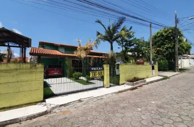 Casa em condomínio fechado com 3 quartos à venda na servidão josé manoel de souza, ingleses do rio vermelho, florianópolis, 132 m2 por r$ 900.000