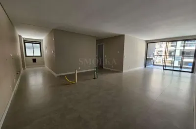 Apartamento com 3 quartos à venda na rua césar nascimento, jurerê, florianópolis, 127 m2 por r$ 3.080.000