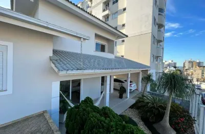 Casa comercial com 6 salas à venda na rua virgilino ferreira de souza, barreiros, são josé, 390 m2 por r$ 2.650.000