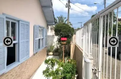 Casa em condomínio fechado com 2 quartos à venda na rua das araras, lagoa da conceição, florianópolis, 60 m2 por r$ 989.361